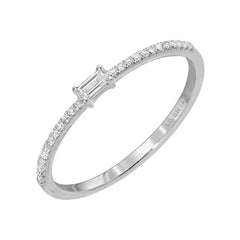 miniature baguette diamond center on halfway diamond band