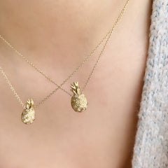 pienapple necklaces